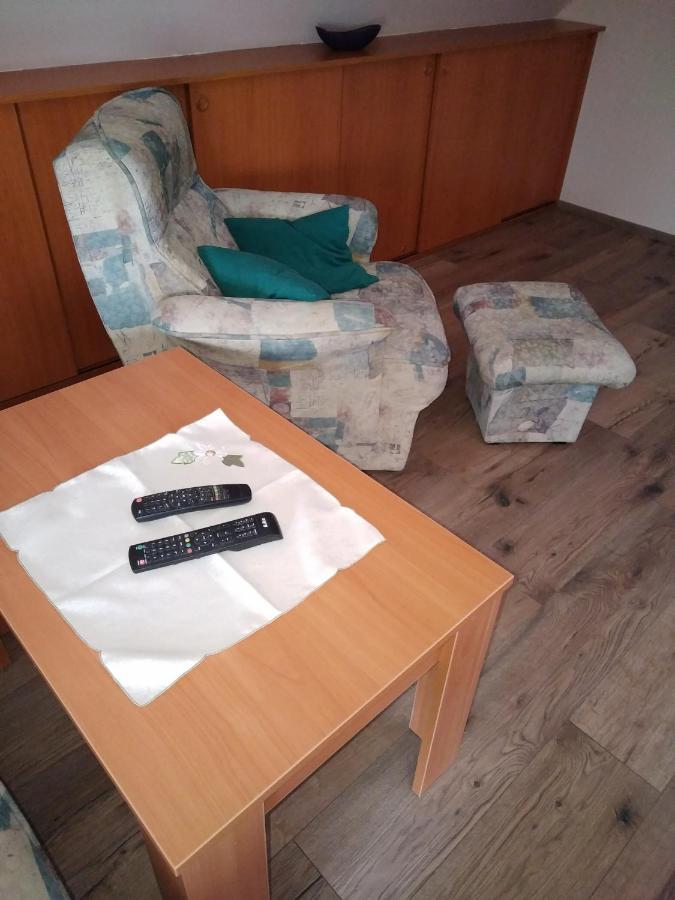 Budai Vám Apartmanház Pětikostelí Exteriér fotografie