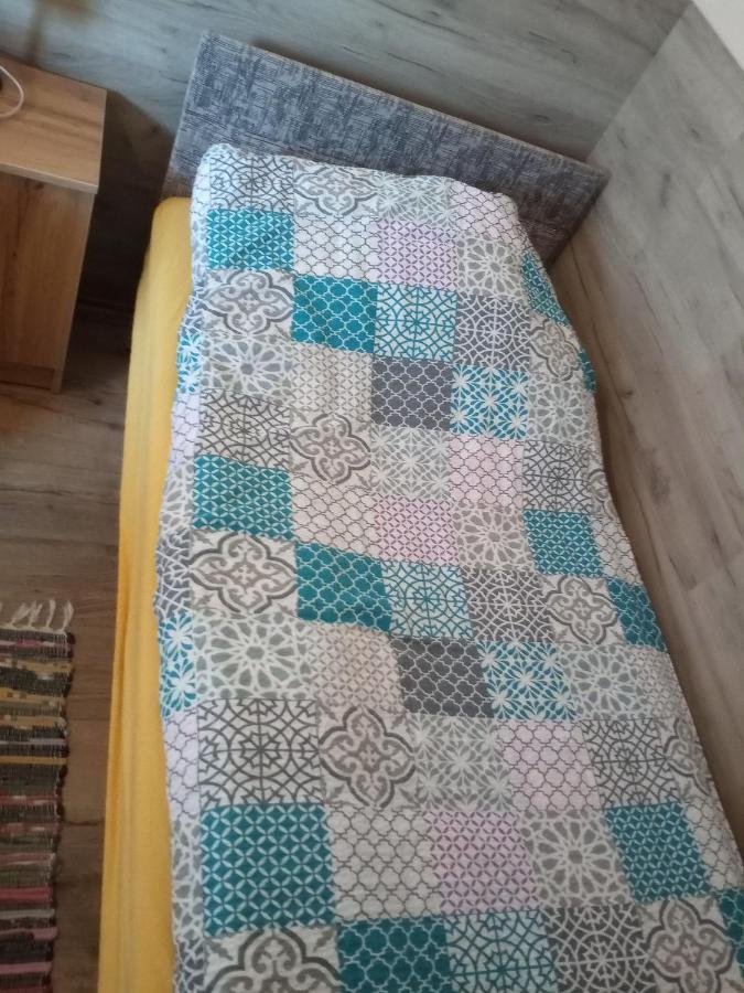 Budai Vám Apartmanház Pětikostelí Exteriér fotografie